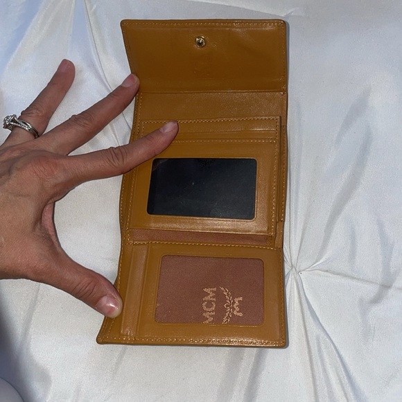 MCM Visetos Short Trifold Wallet - Picture 4 of 14